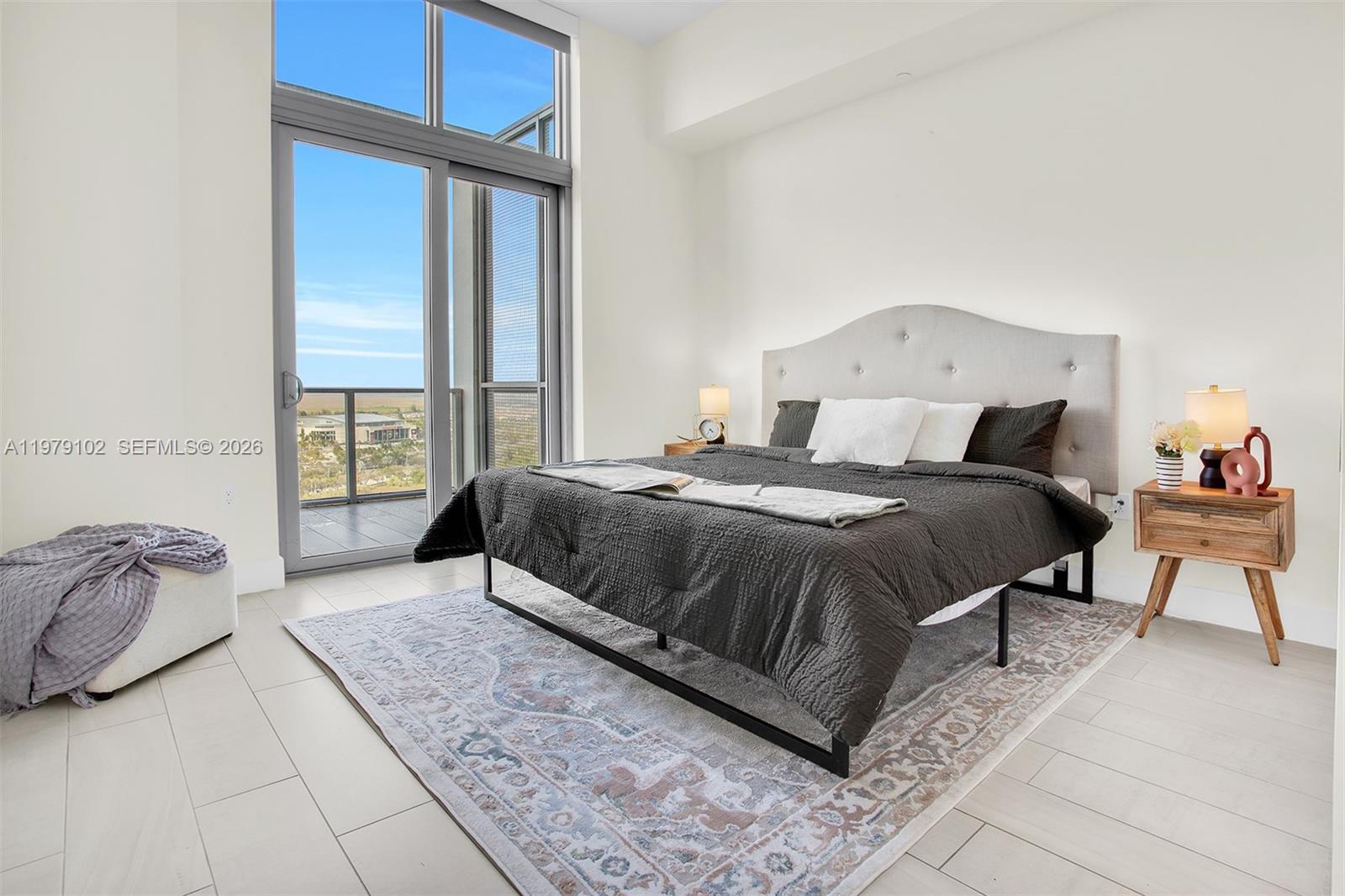 2000 Metropica Way