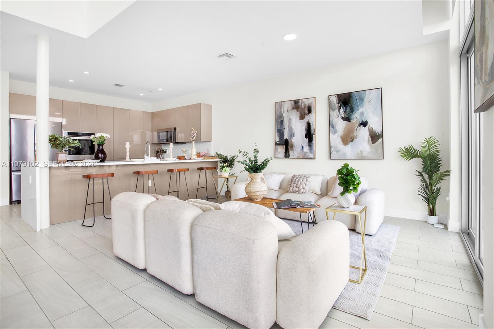 2000 Metropica Way