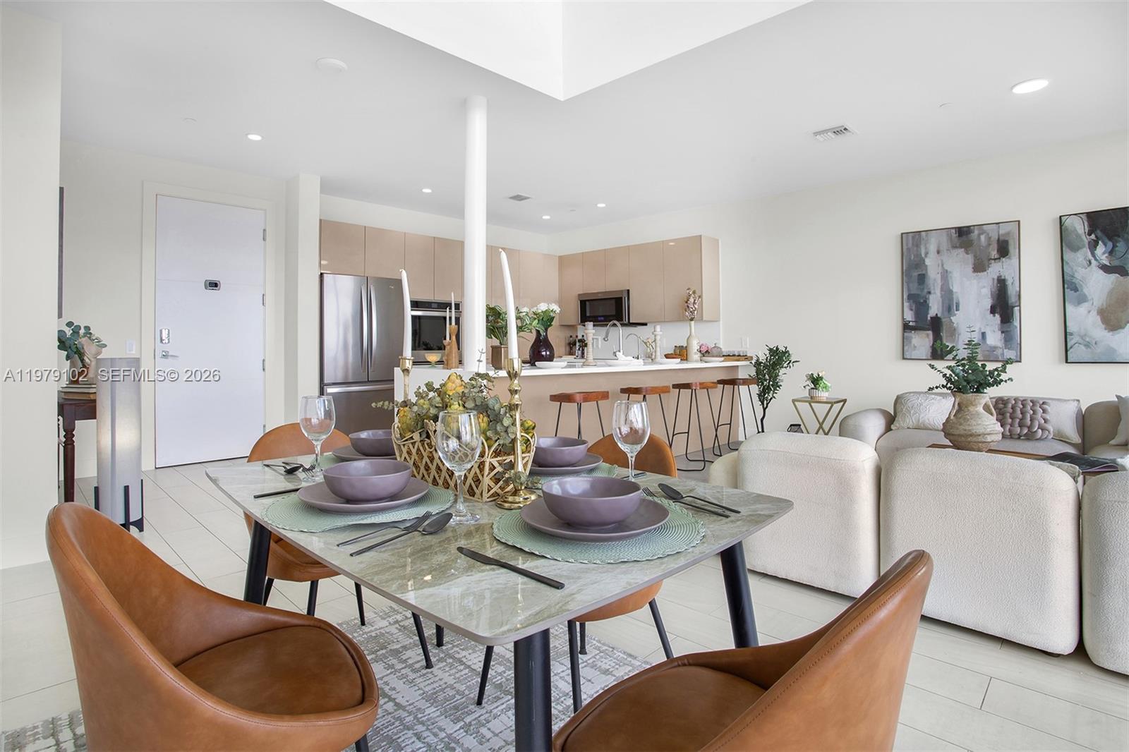 2000 Metropica Way
