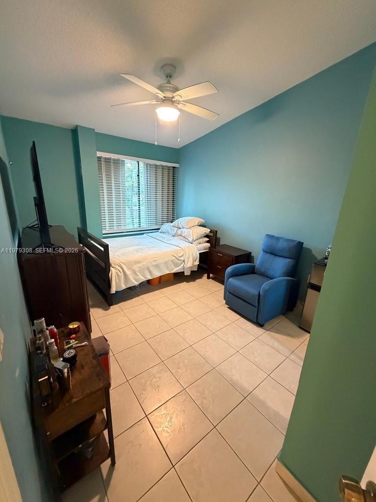 2661 NE 164th Street