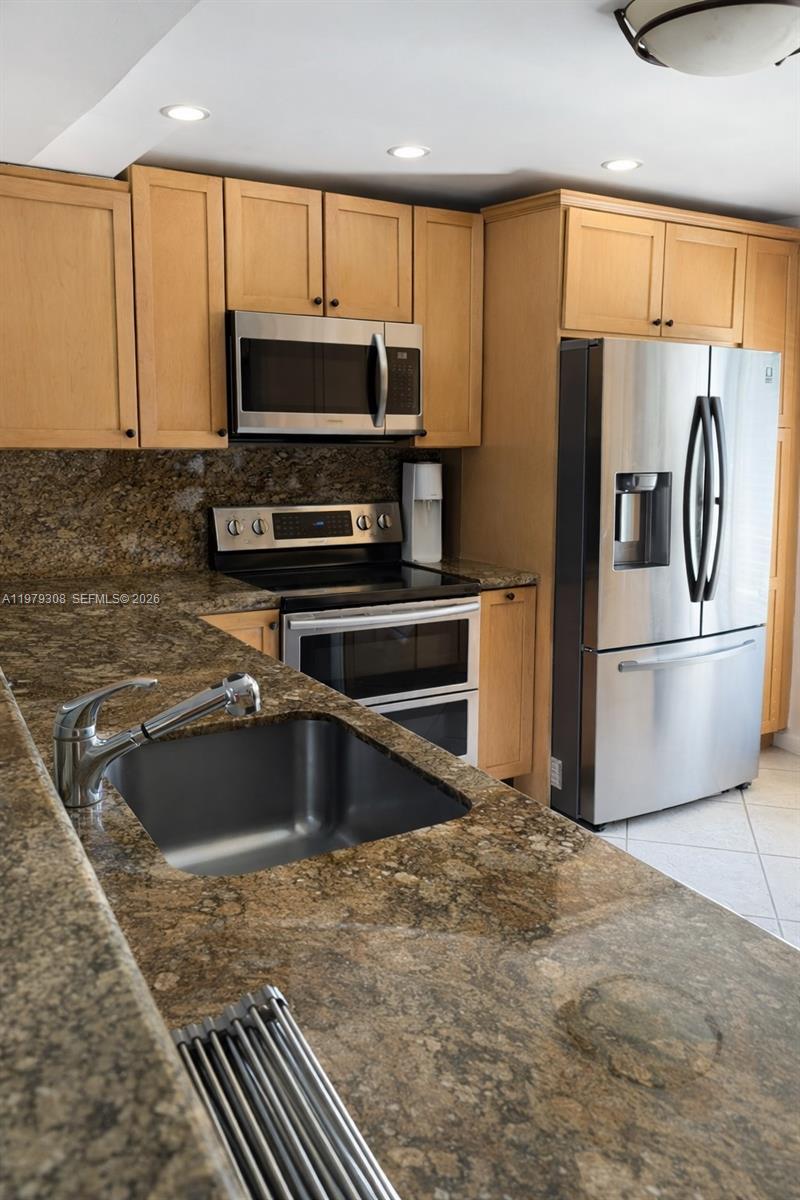 2661 NE 164th Street