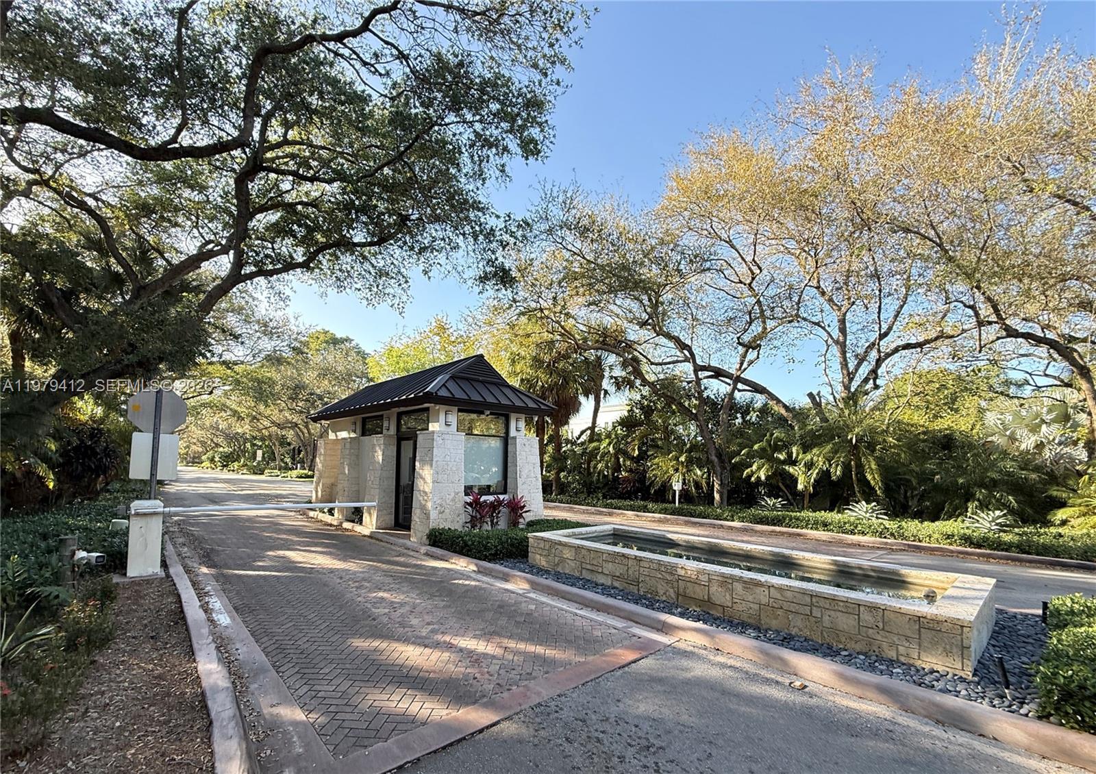 10225 Coral Creek Road gallery image #79