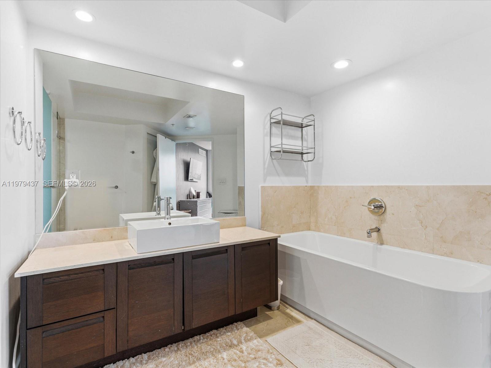 200 Sunny Isles Boulevard