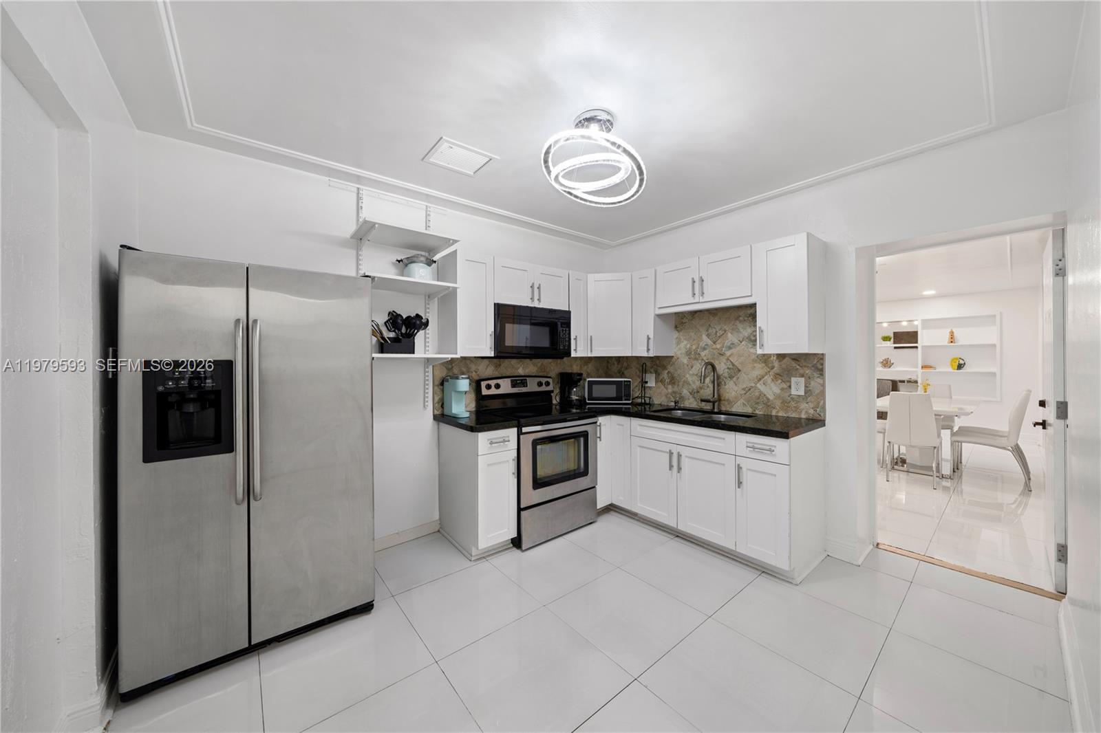 1761 SW 14th Street