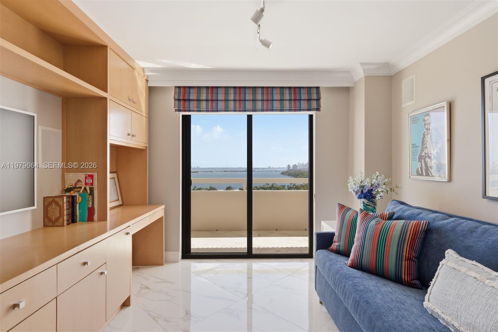 2000 Towerside Terrace
