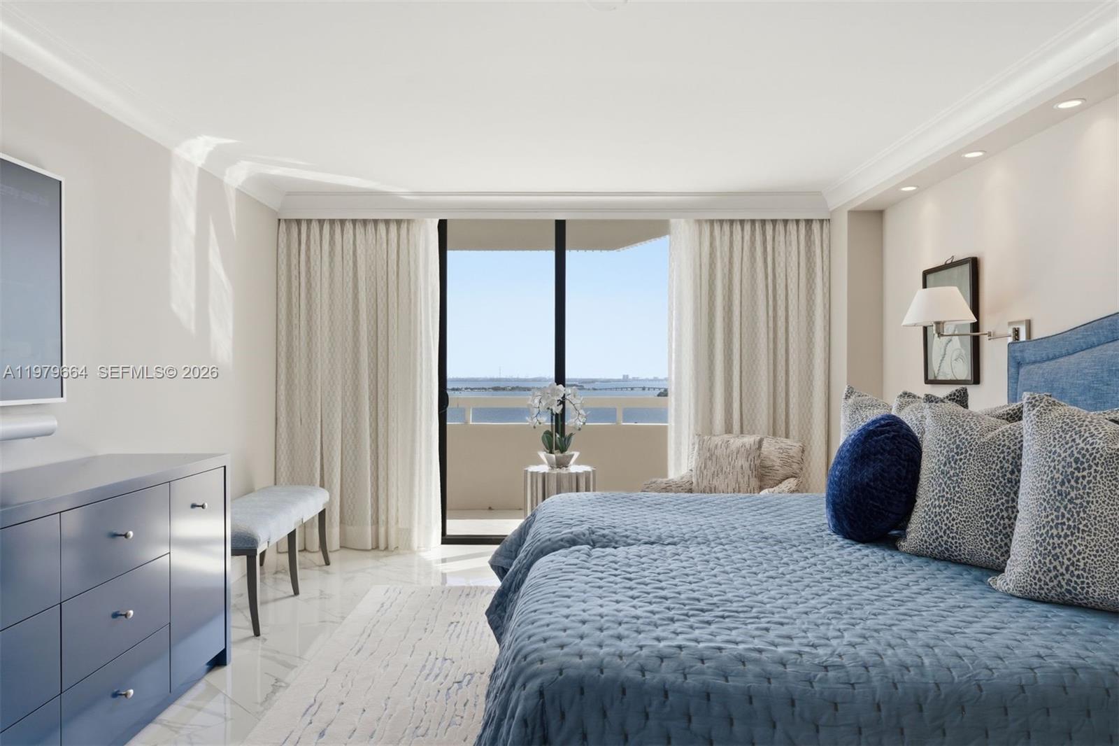2000 Towerside Terrace