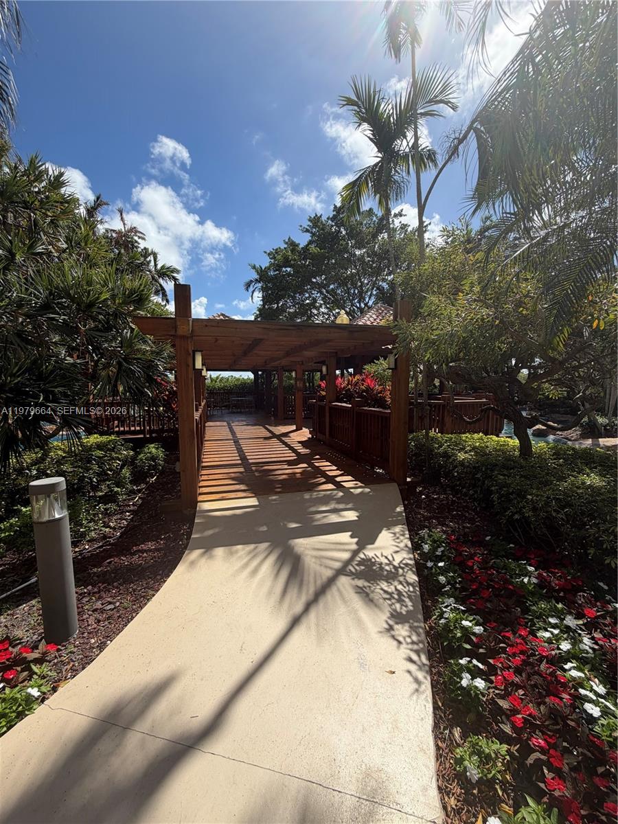 2000 Towerside Terrace
