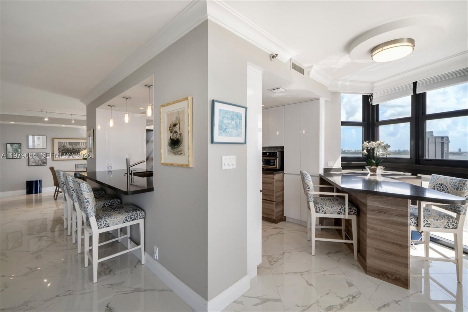 2000 Towerside Terrace