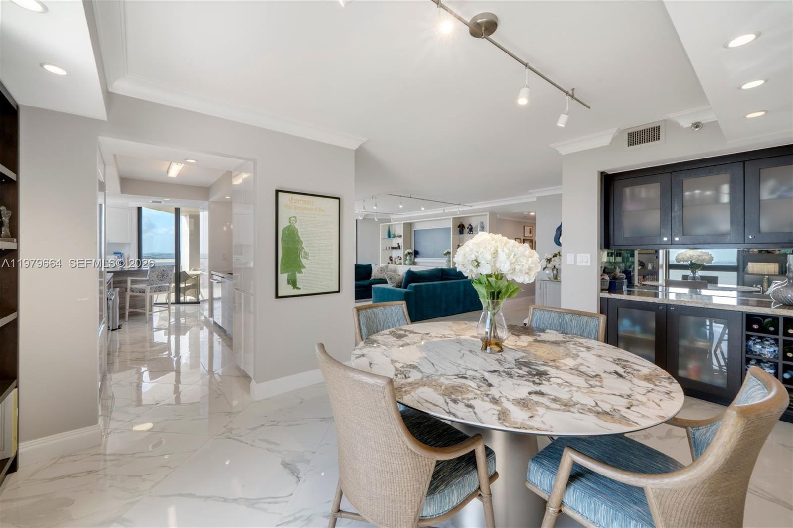2000 Towerside Terrace