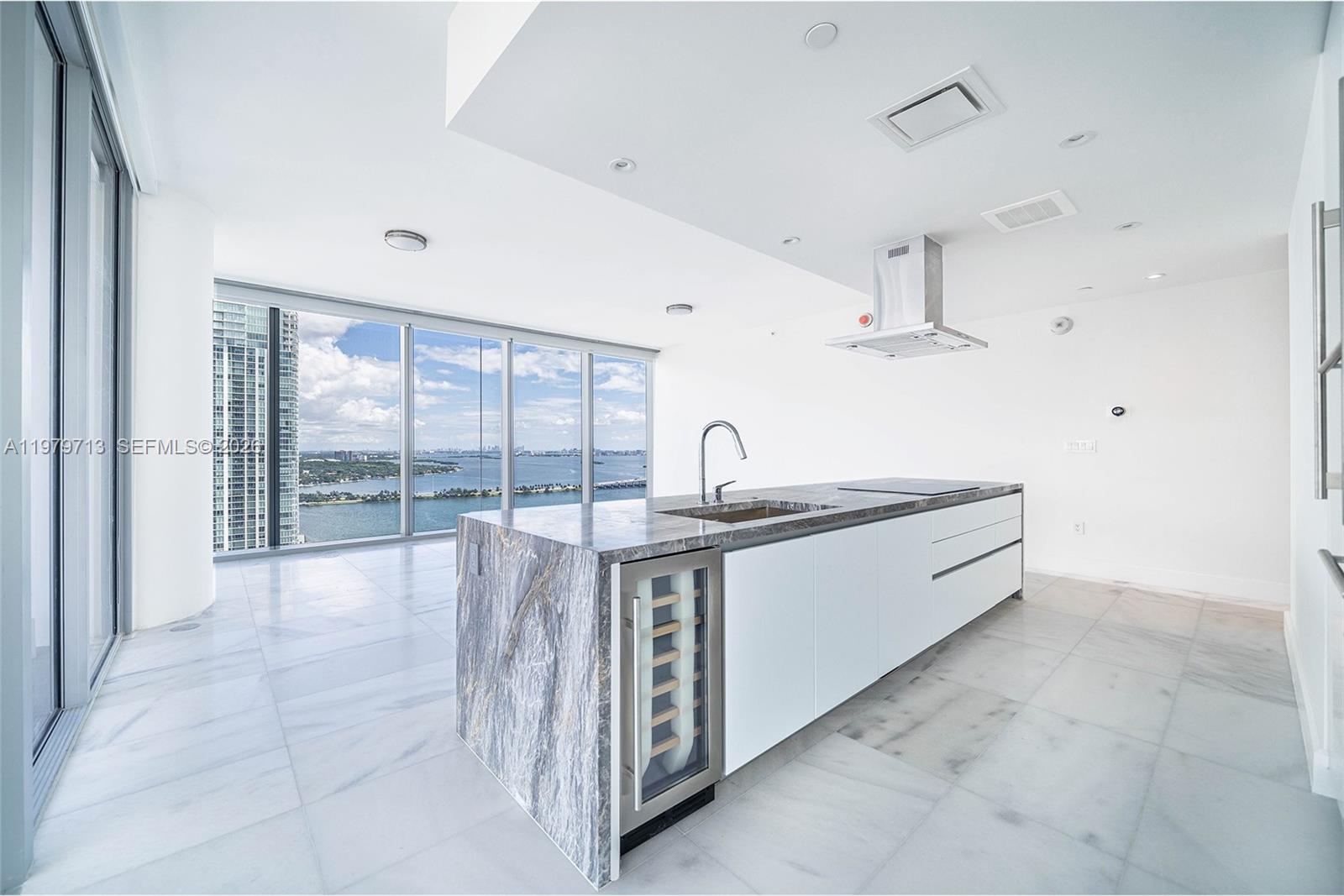 700 NE 26th Terrace
