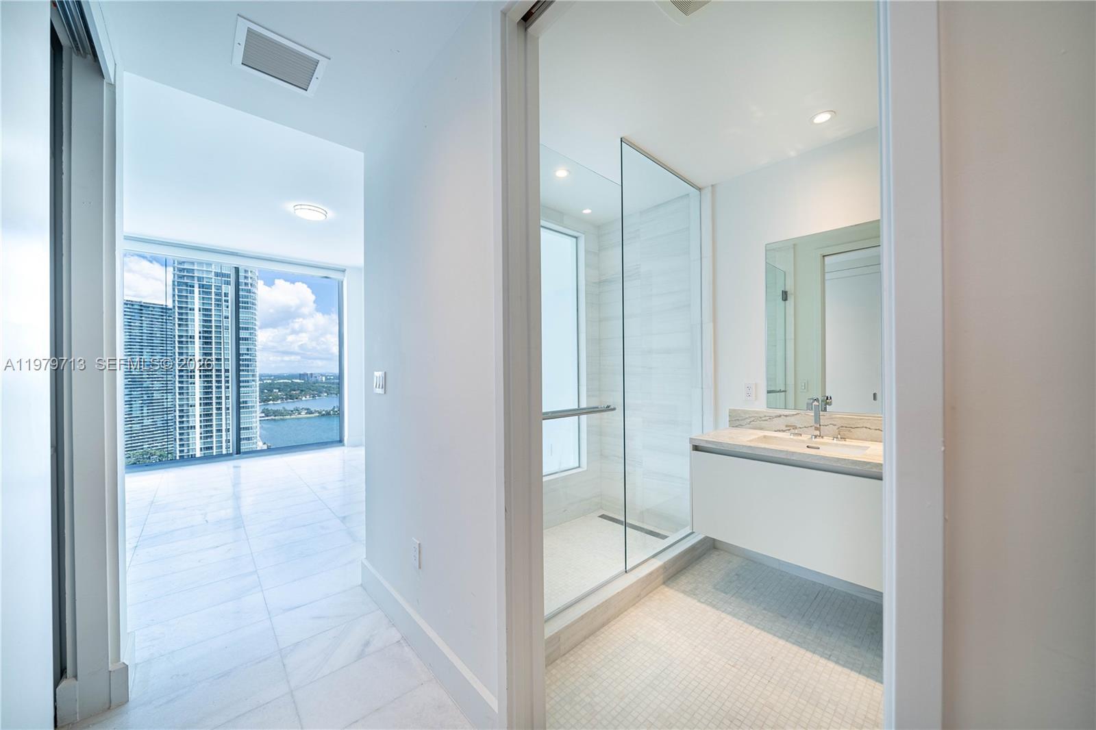 700 NE 26th Terrace