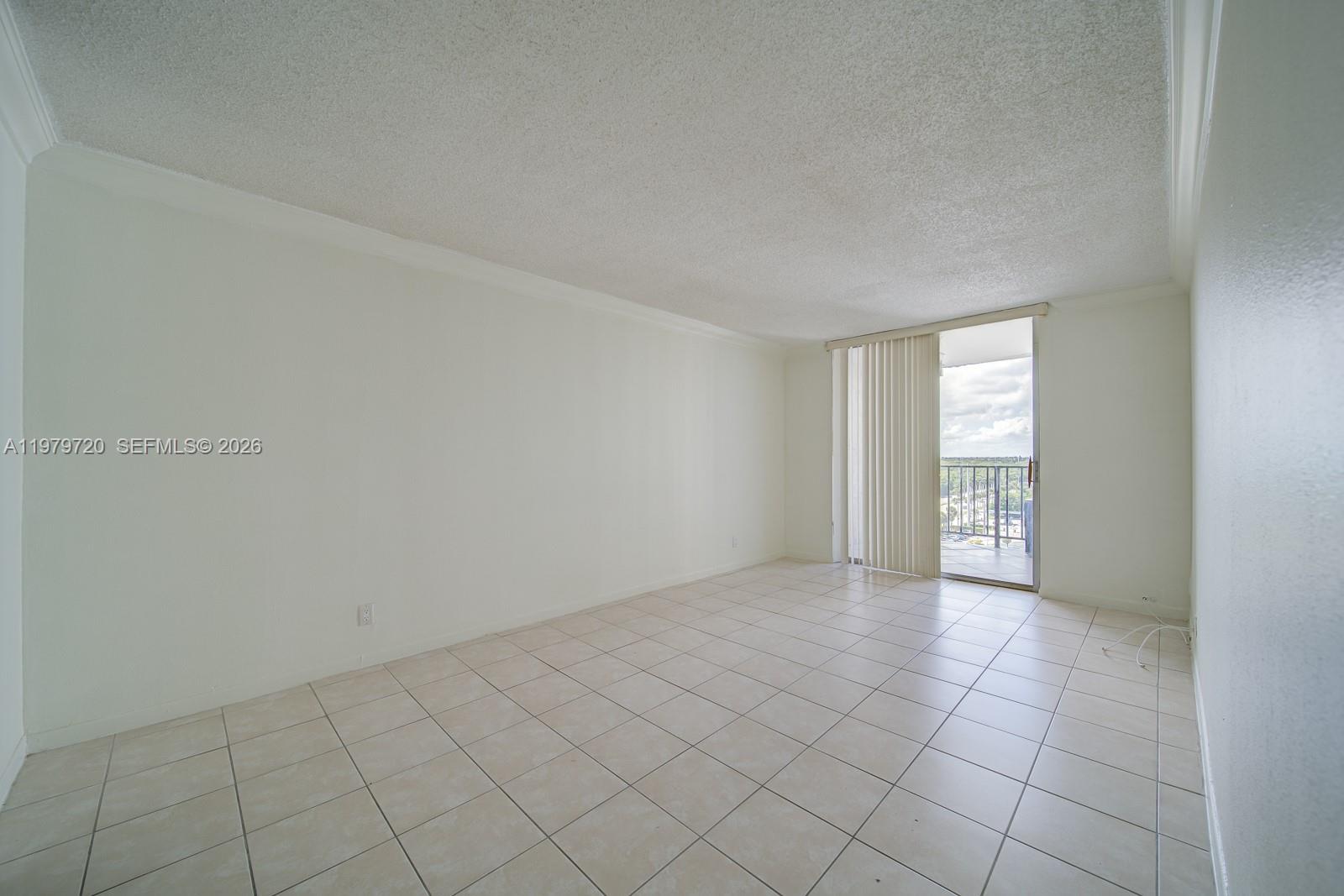 2903 N Miami Beach Boulevard