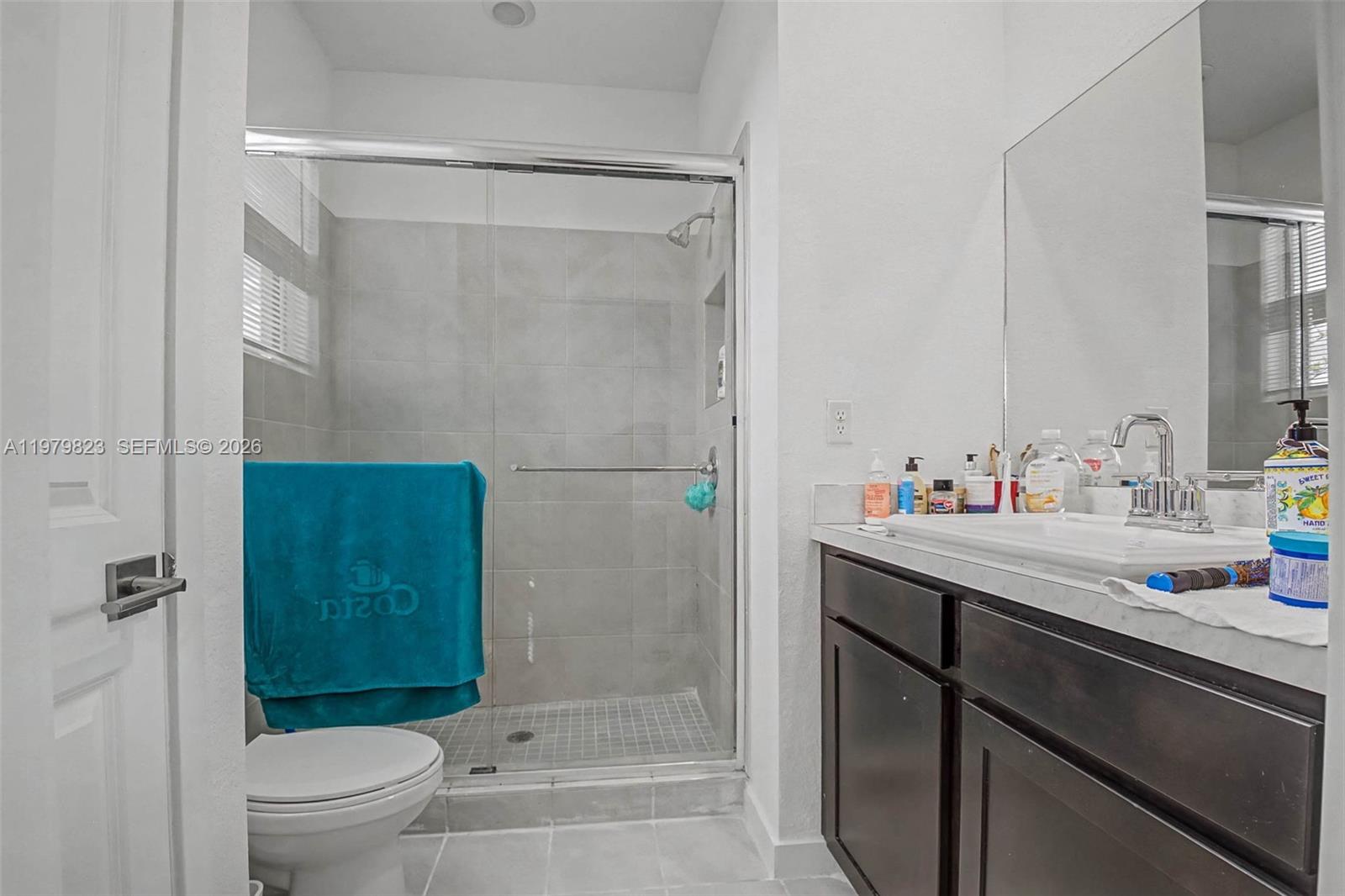 445 NE 4th Street