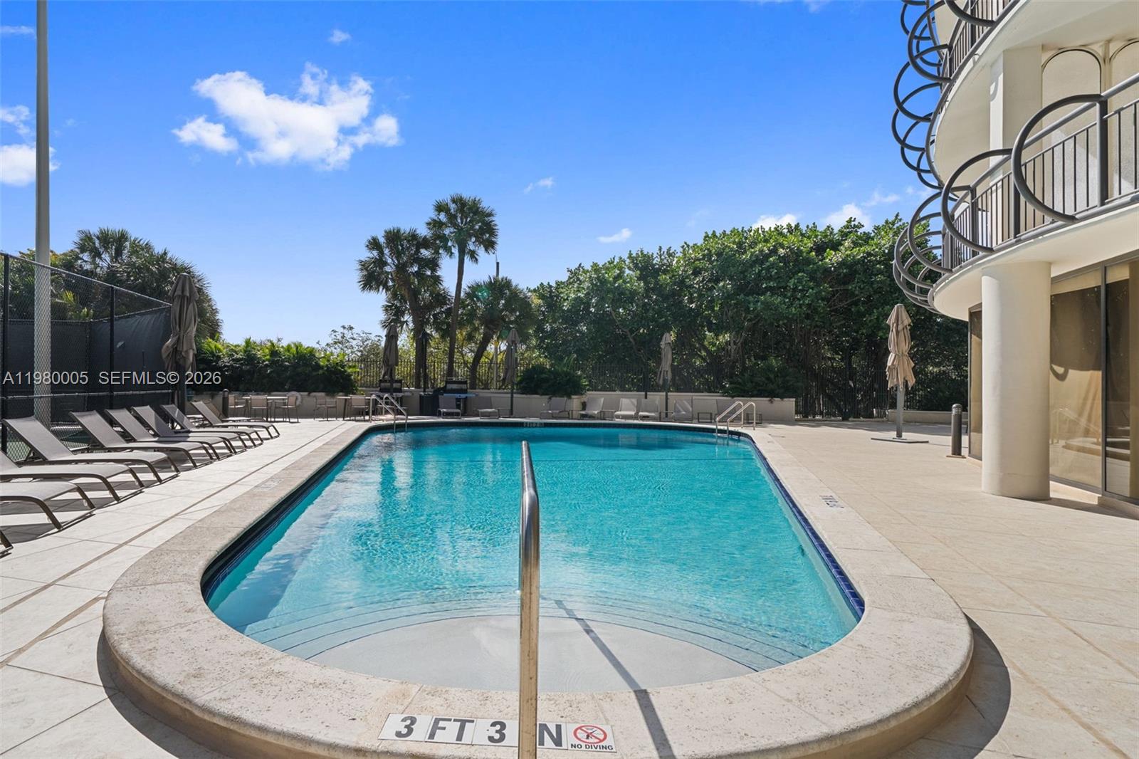 2843 S Bayshore Drive