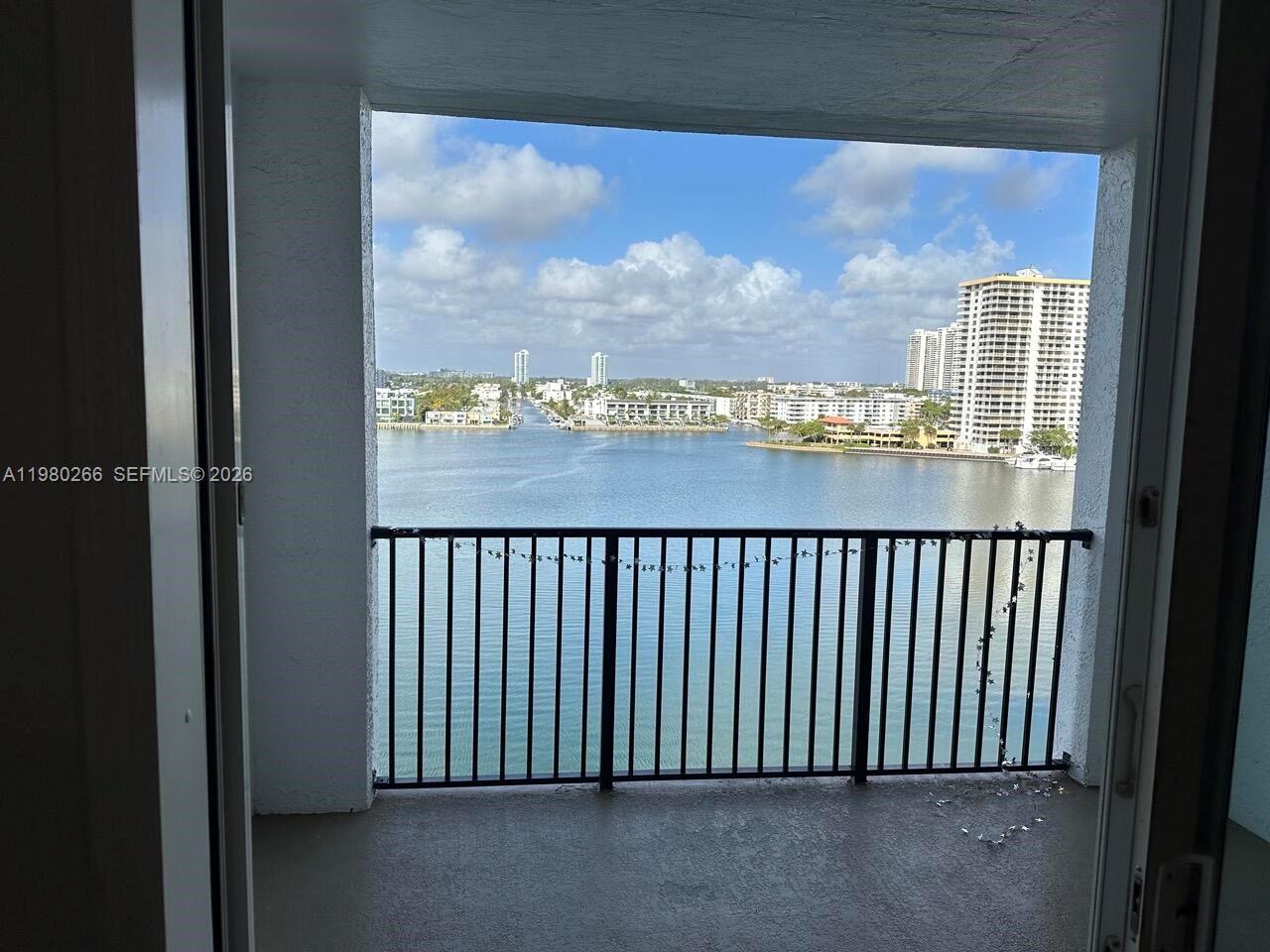 17100 N Bay Road