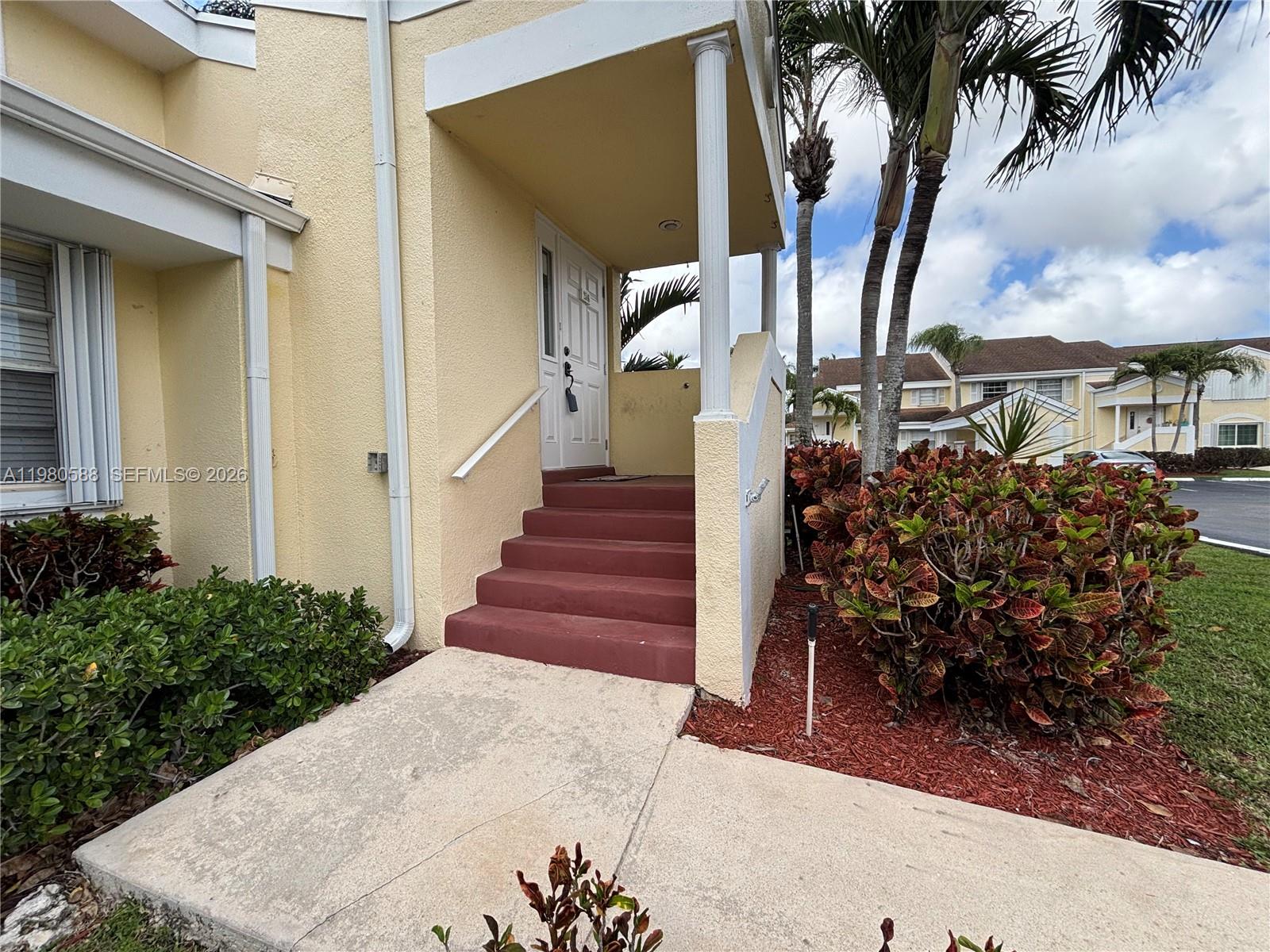 2516 SE 19th Place