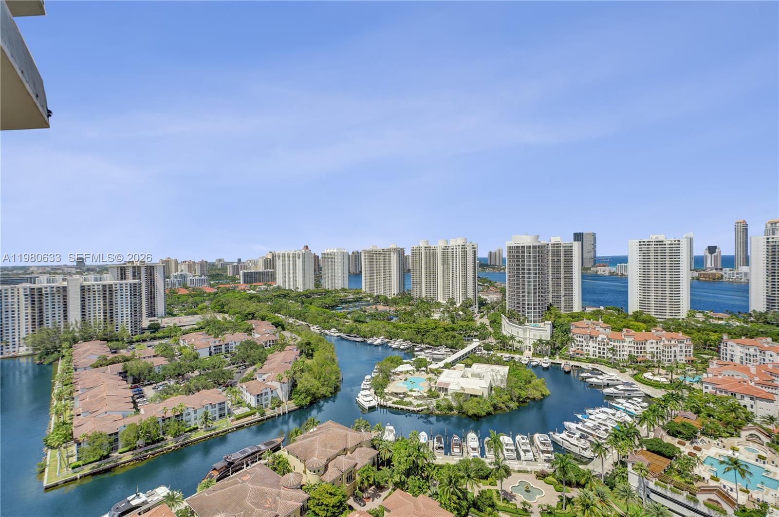 1000 W Island Boulevard