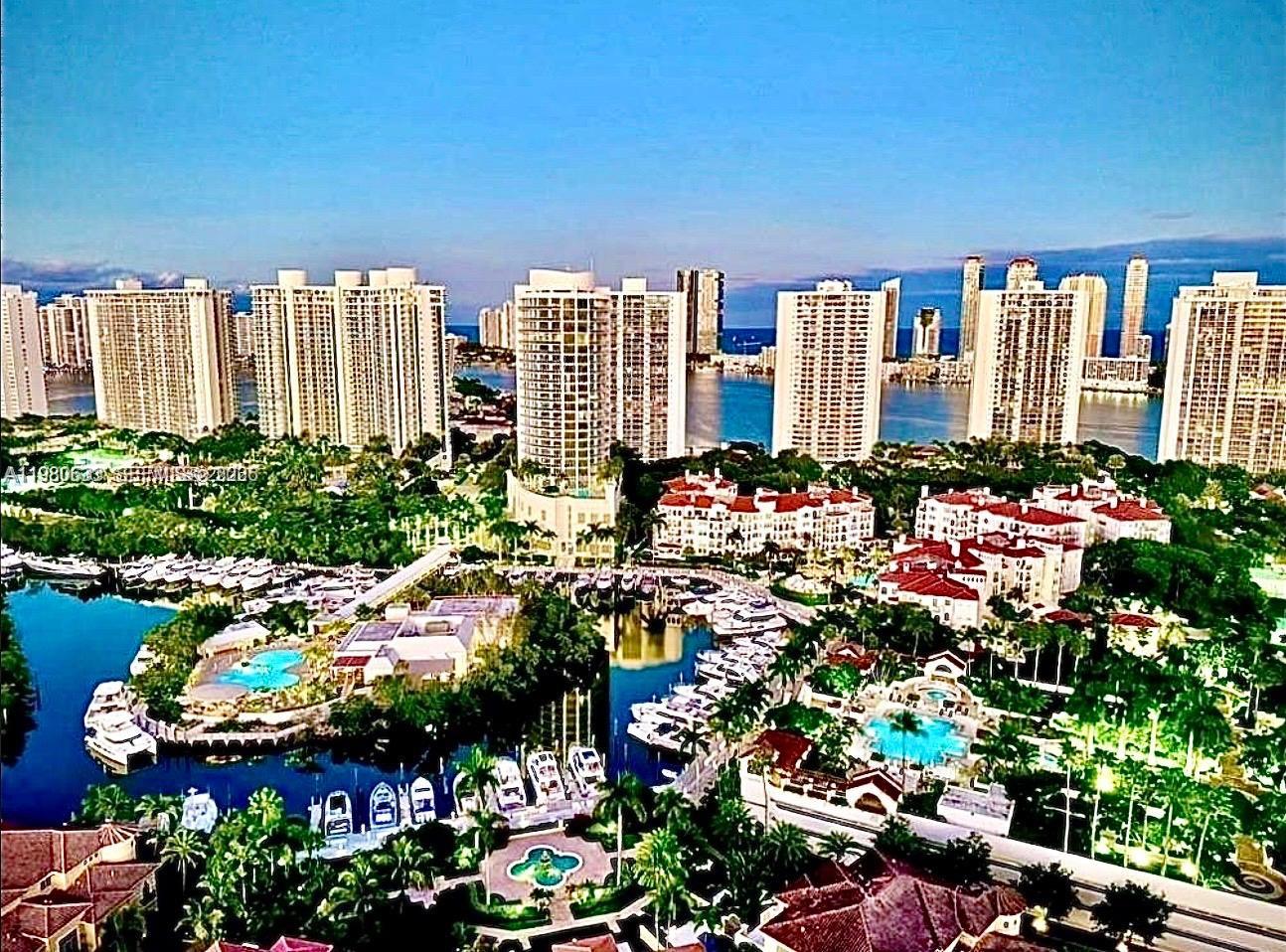 1000 W Island Boulevard