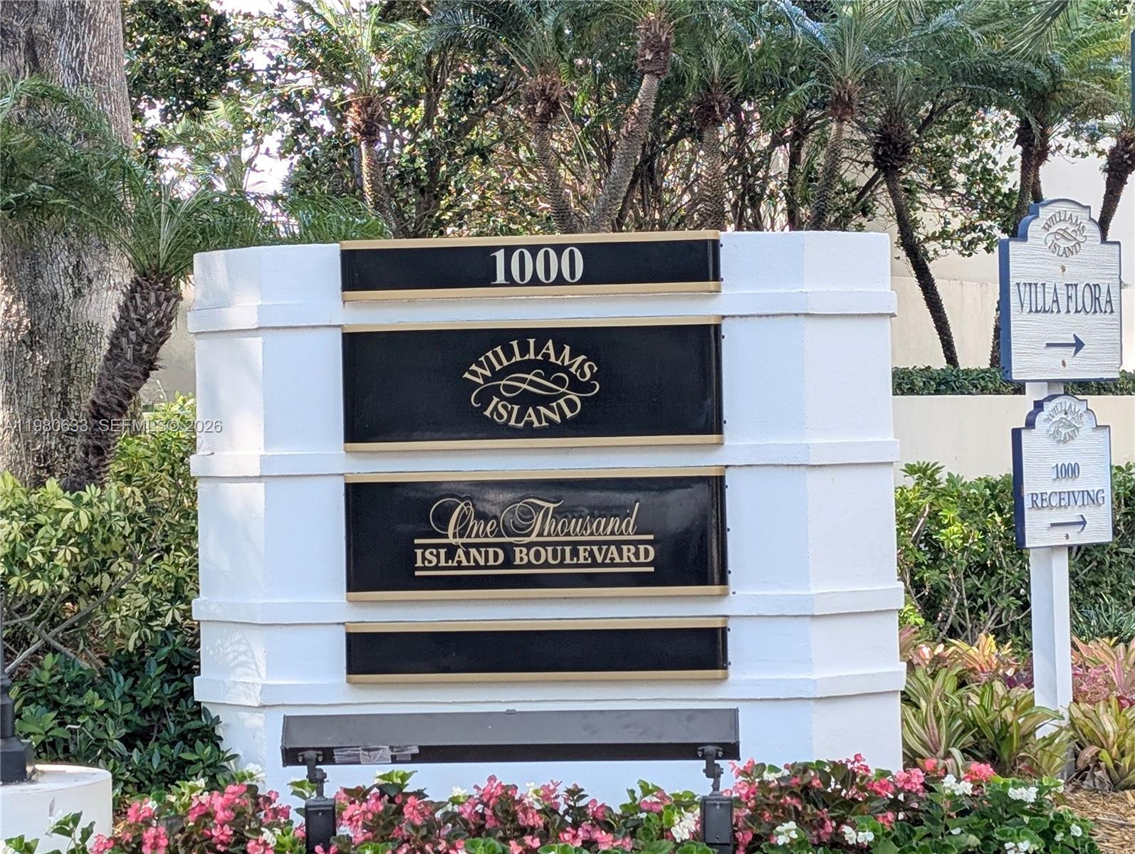 1000 W Island Boulevard