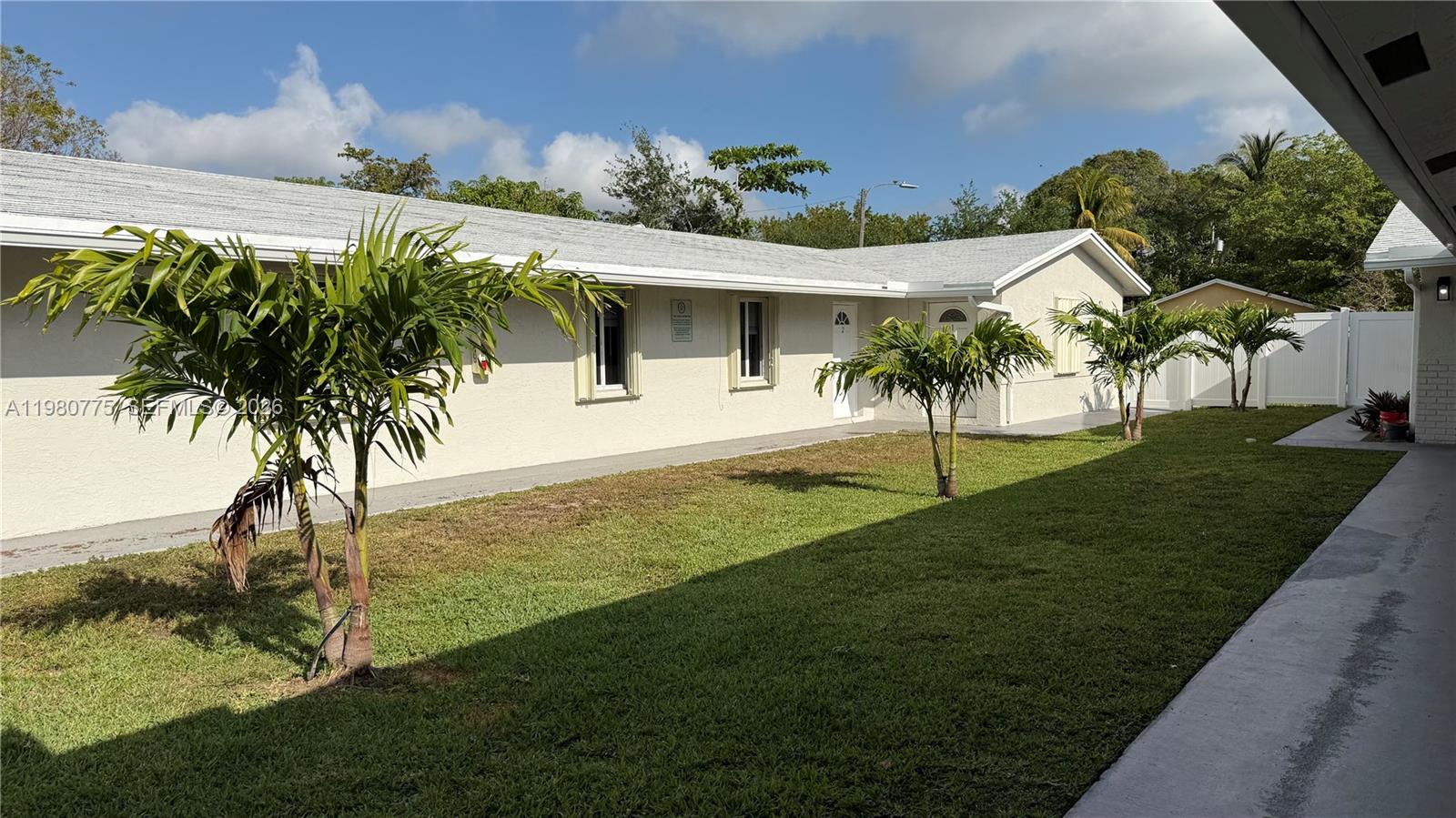 220 NW 12th Street