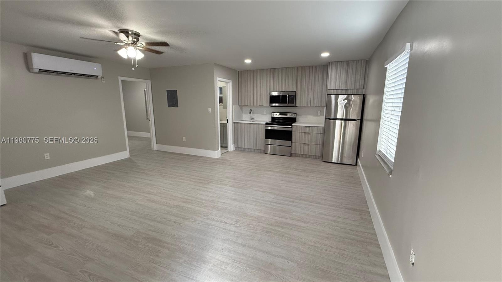 220 NW 12th Street