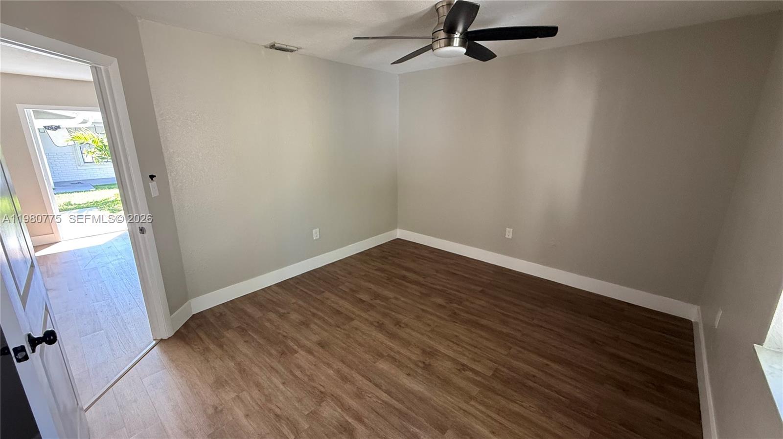 220 NW 12th Street