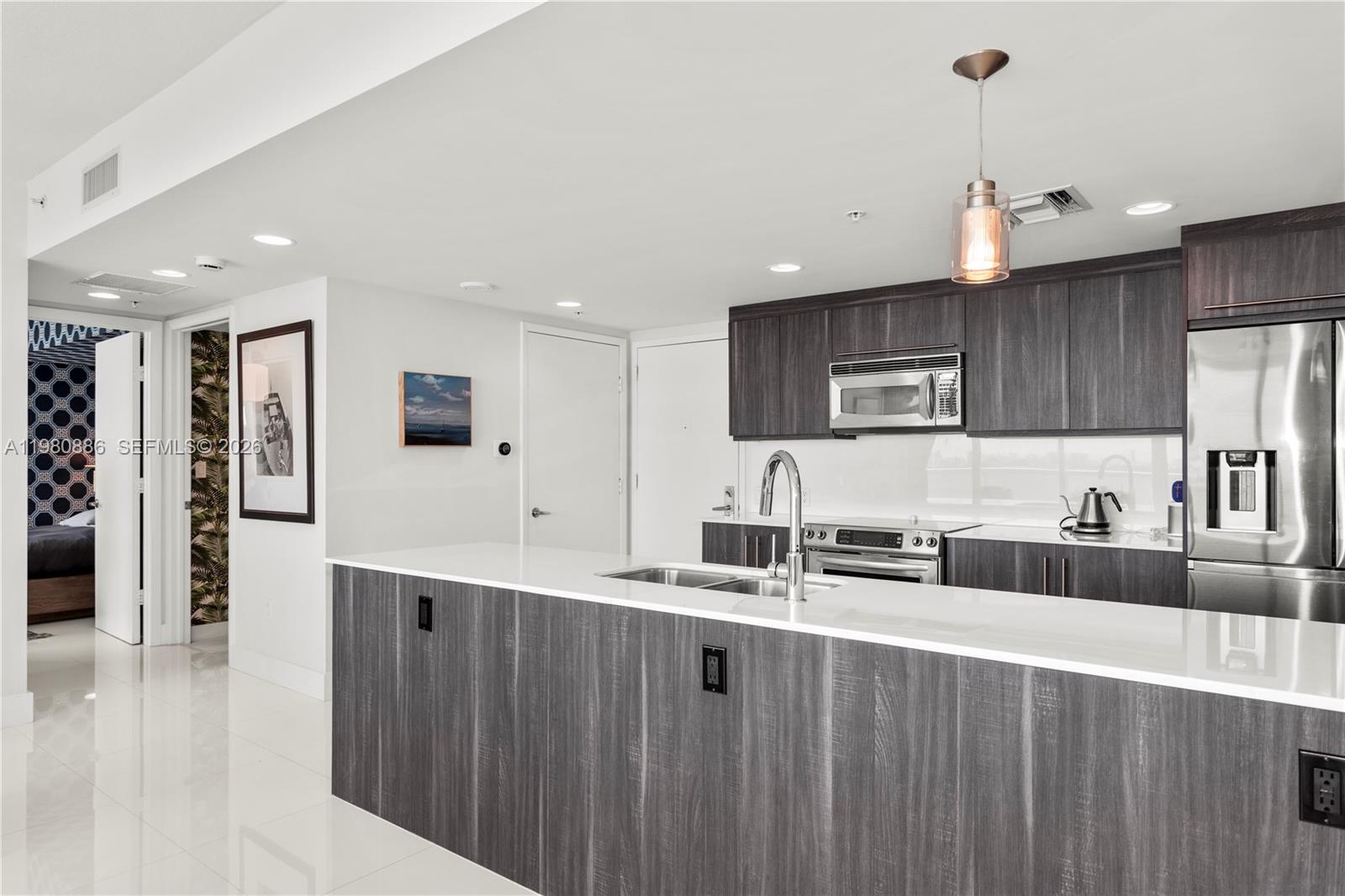 665 NE 25th Street