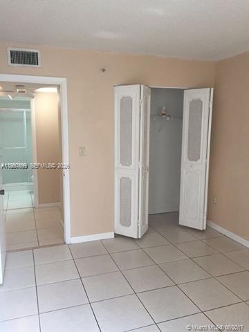 17890 W Dixie Highway