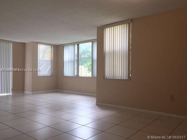17890 W Dixie Highway