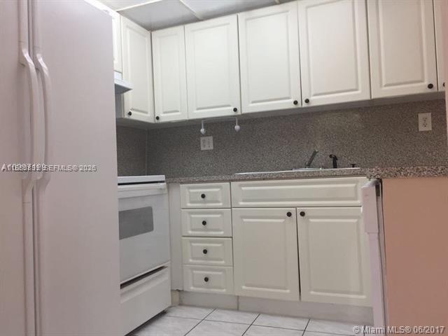 17890 W Dixie Highway