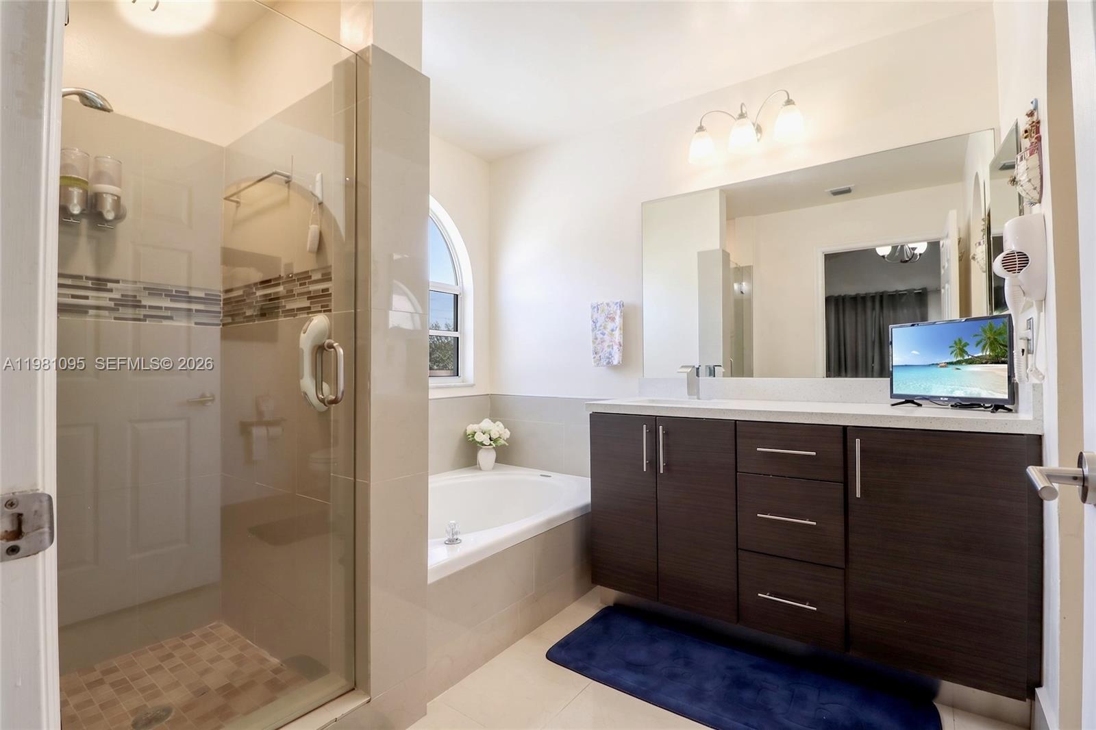 8070 SW 157th Place