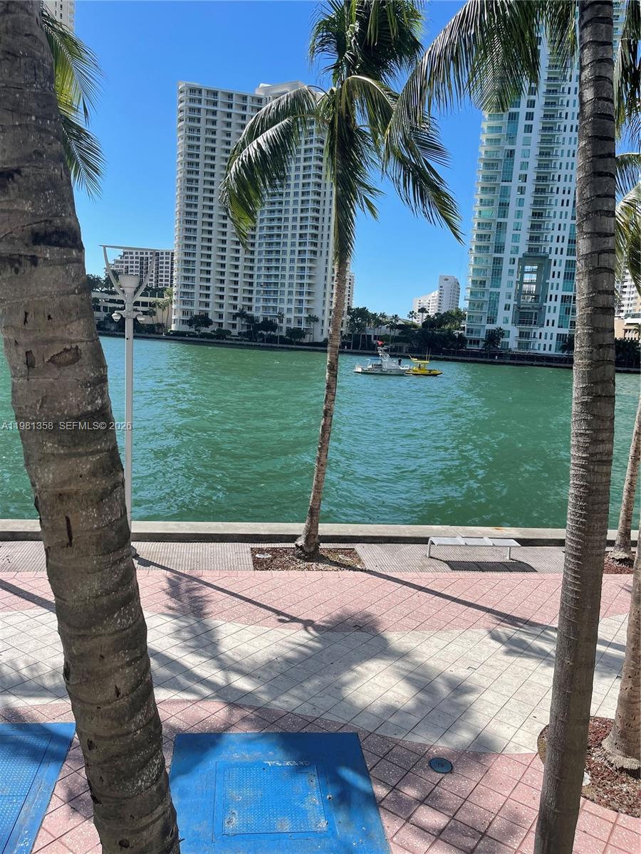 335 S Biscayne Boulevard