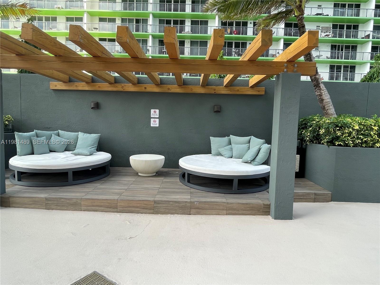1750 N Bayshore Drive