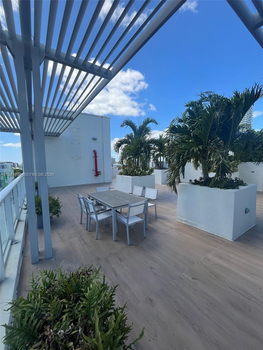 321 NE 26th Street