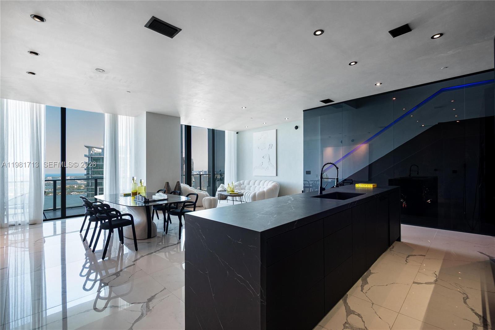 650 NE 32nd Street