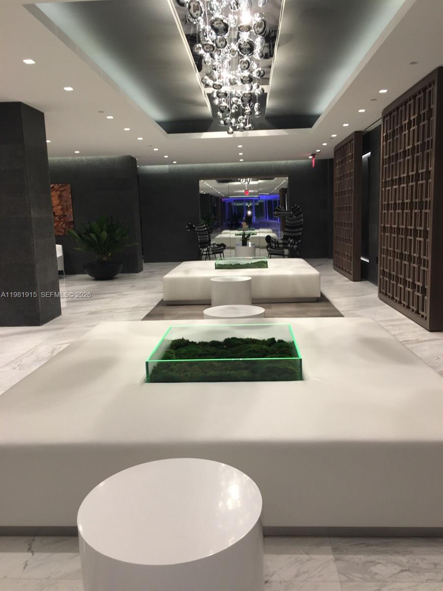 400 Sunny Isles Boulevard