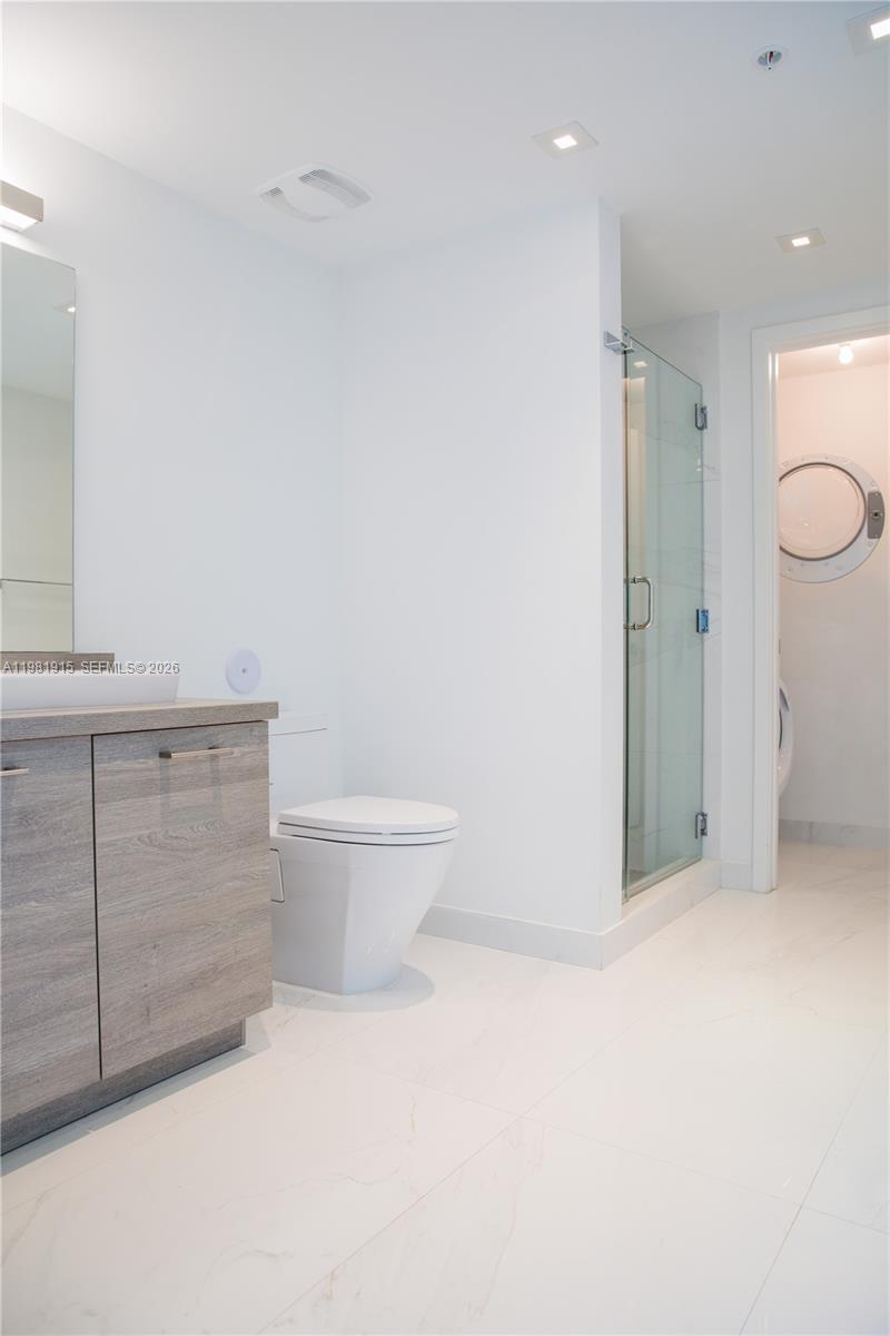 400 Sunny Isles Boulevard