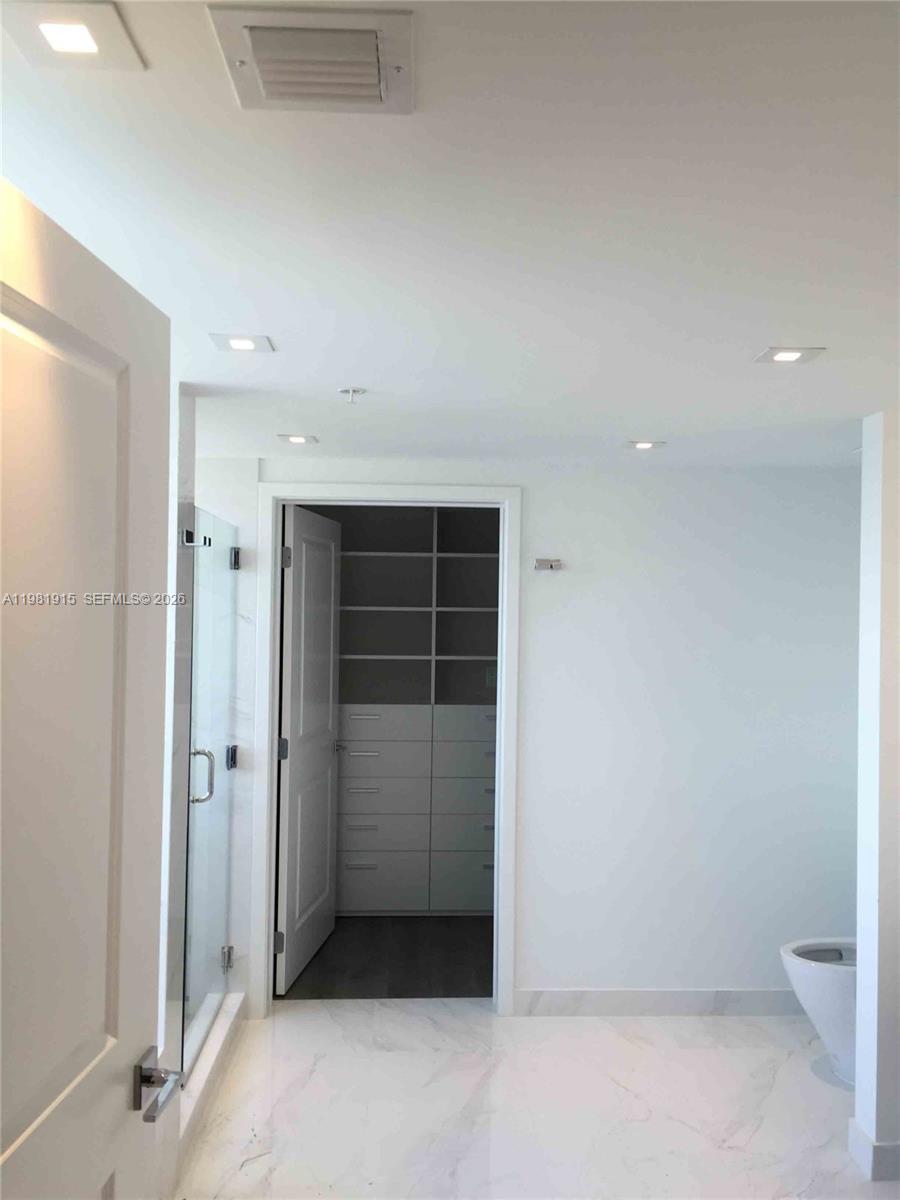 400 Sunny Isles Boulevard