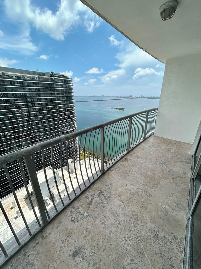 1750 N Bayshore Drive