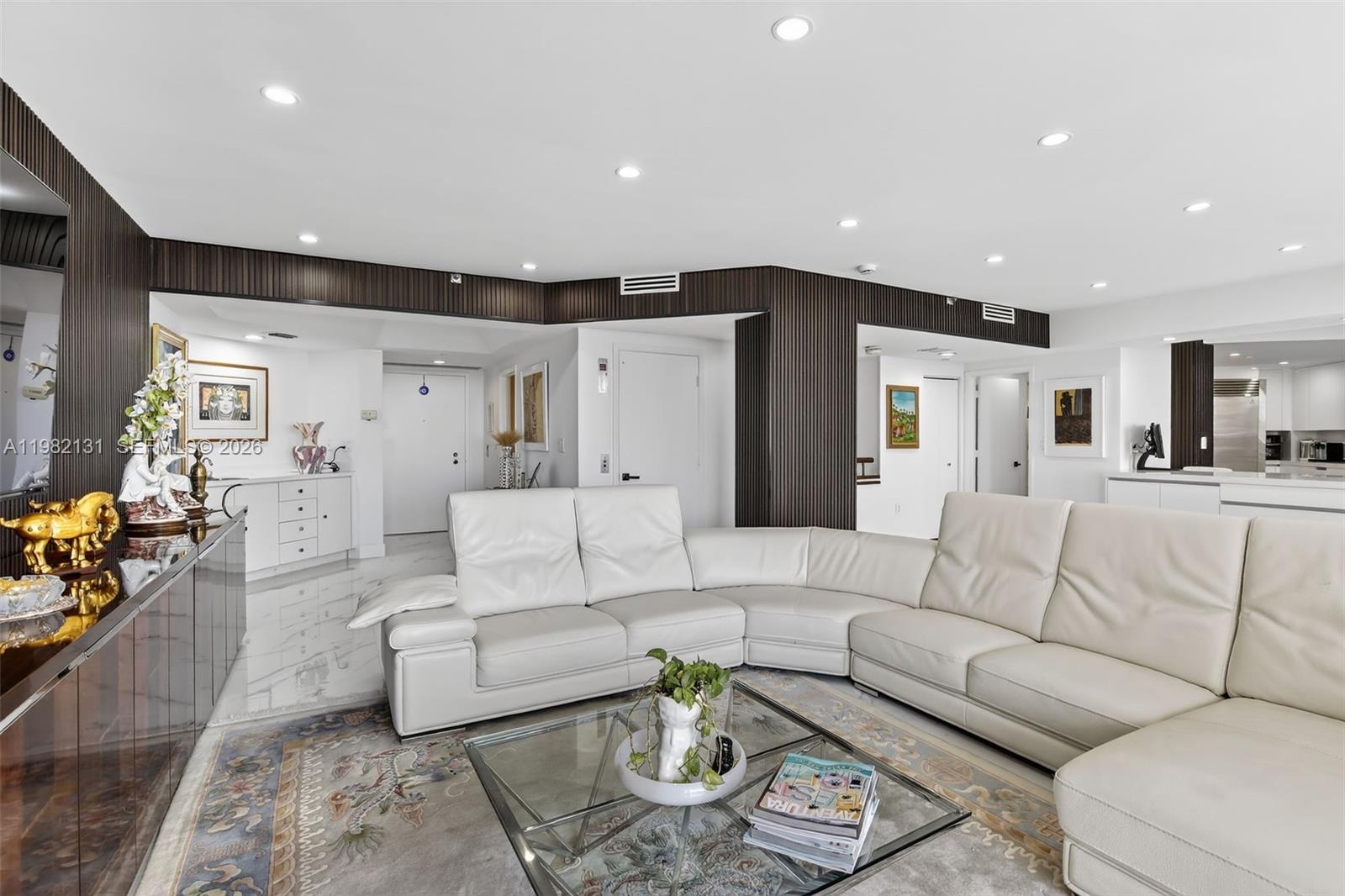 4000 Island Boulevard