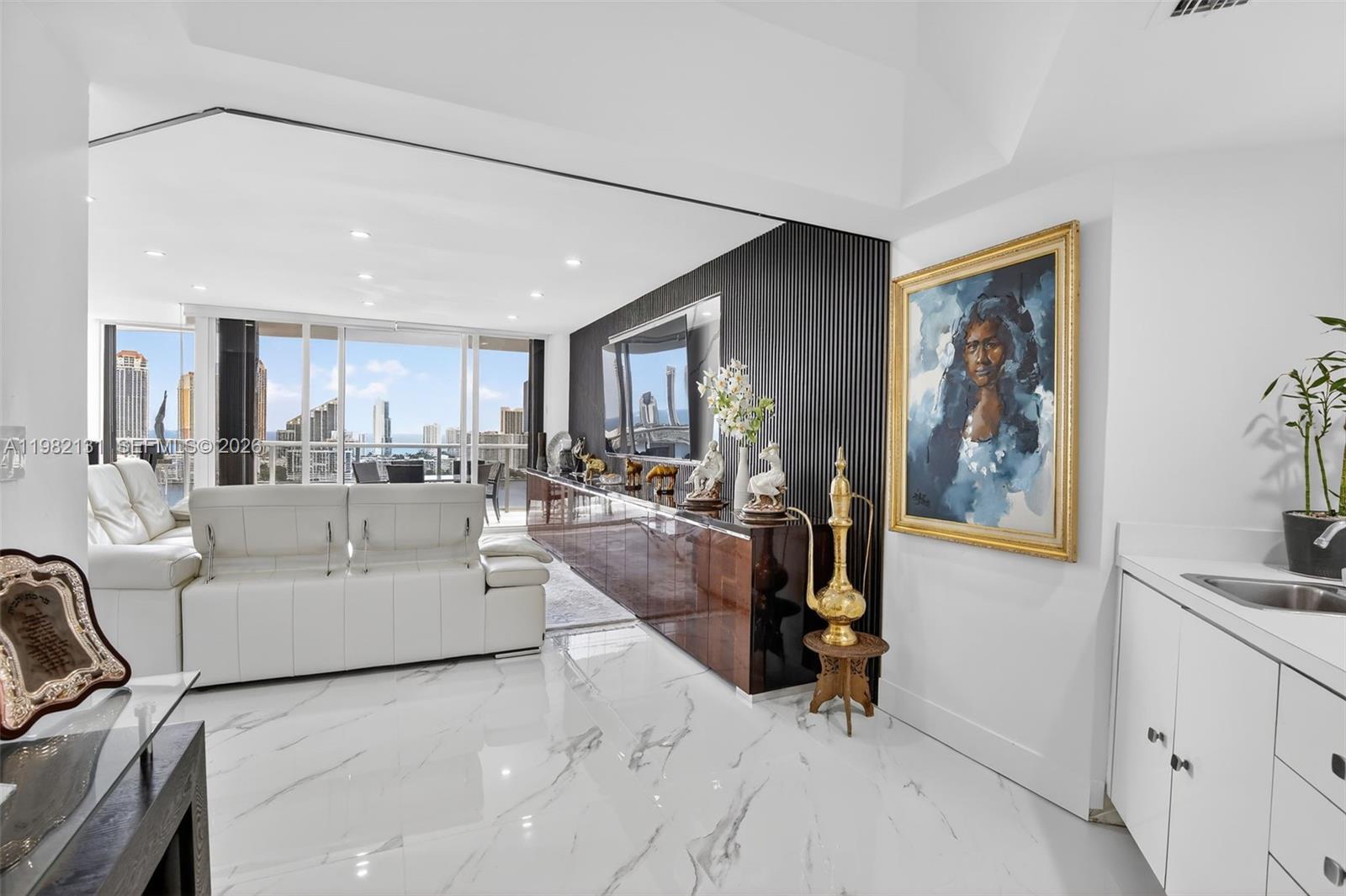 4000 Island Boulevard