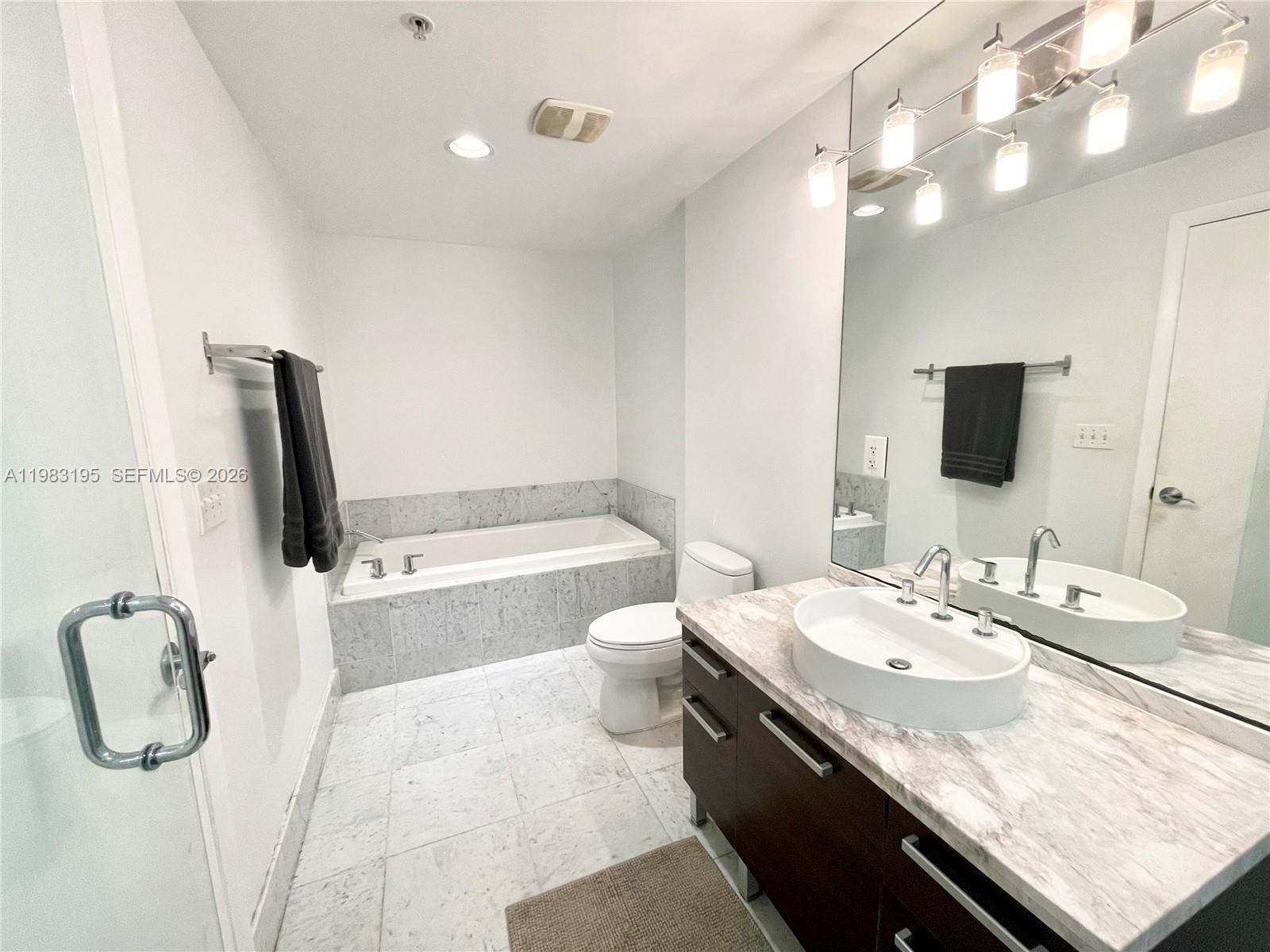 253 NE 2nd Street