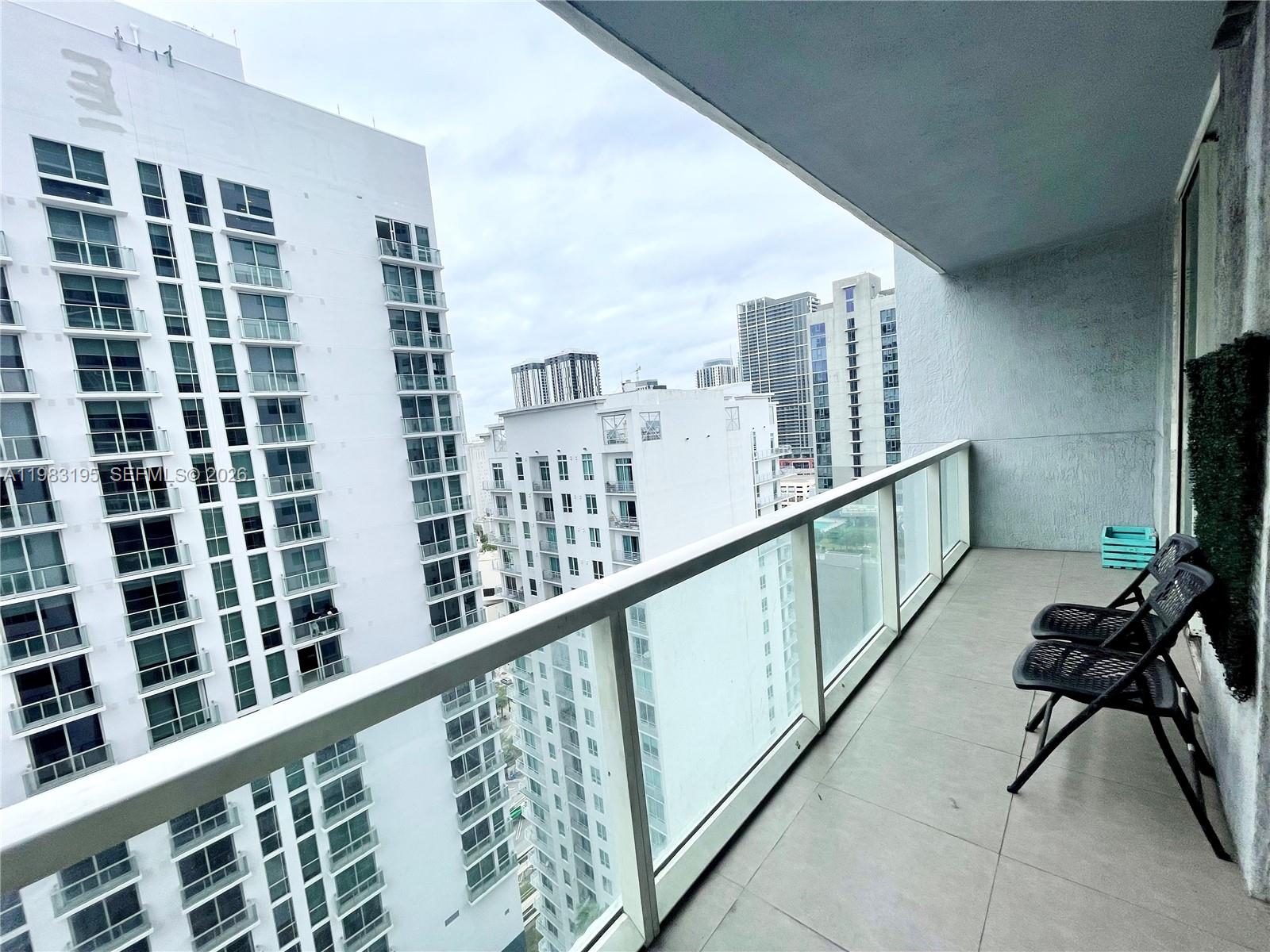 253 NE 2nd Street