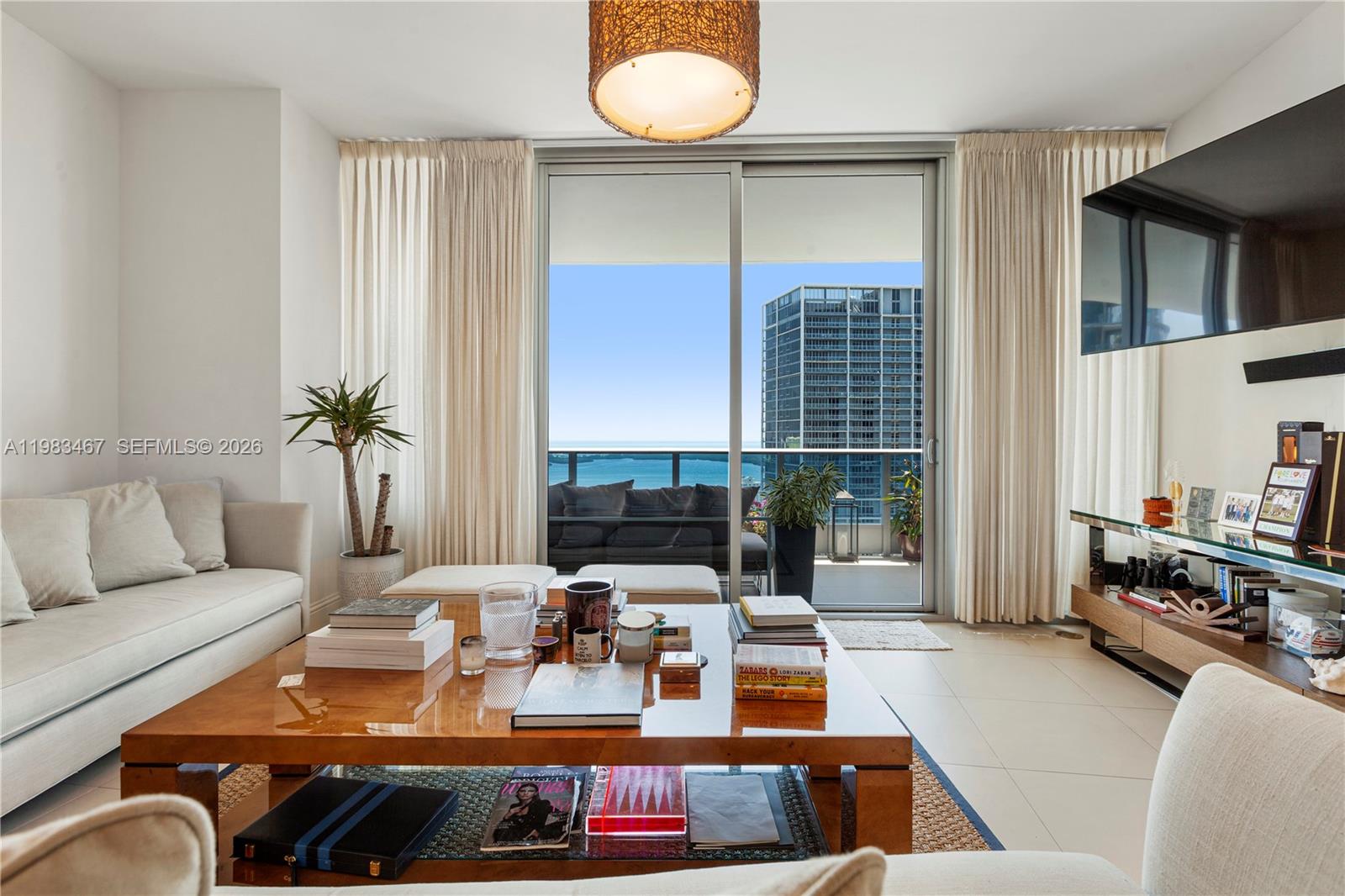 200 Biscayne Boulevard Way