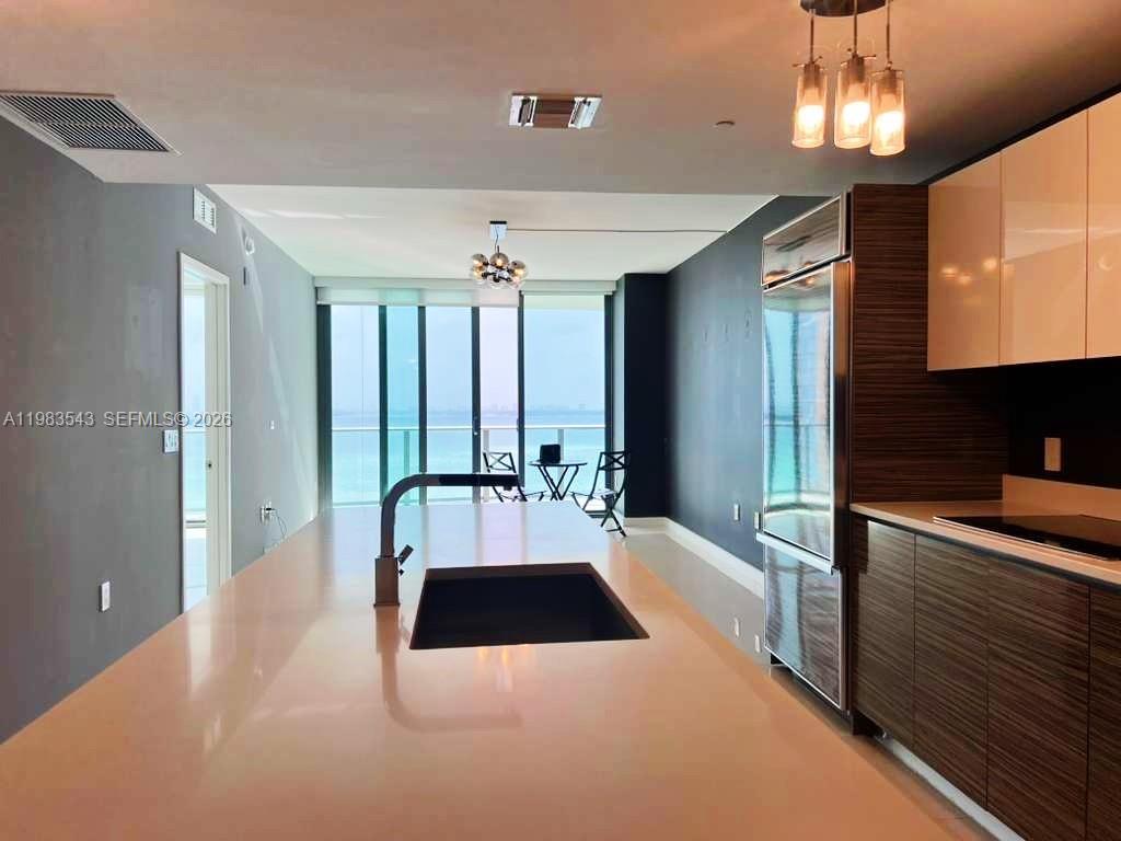 460 NE 28th Street