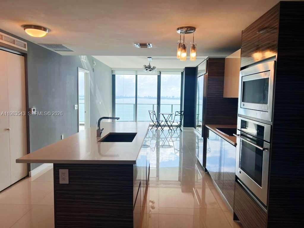 460 NE 28th Street