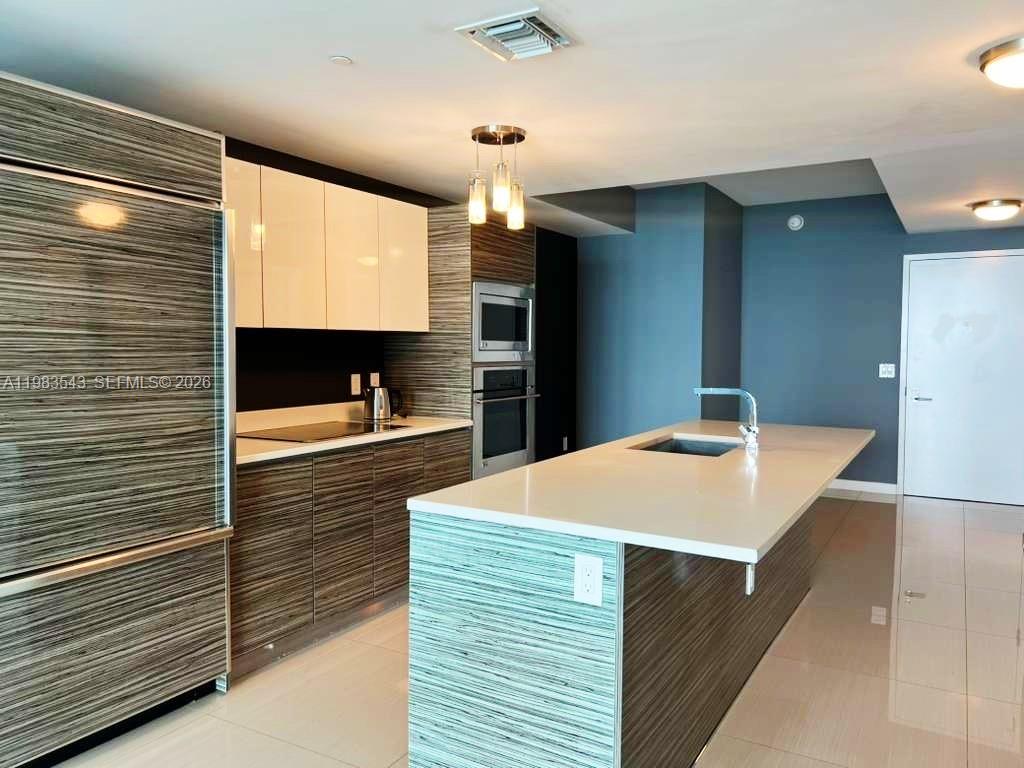 460 NE 28th Street