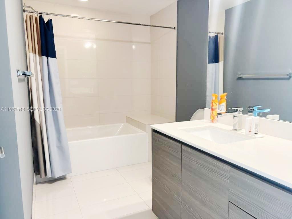 460 NE 28th Street
