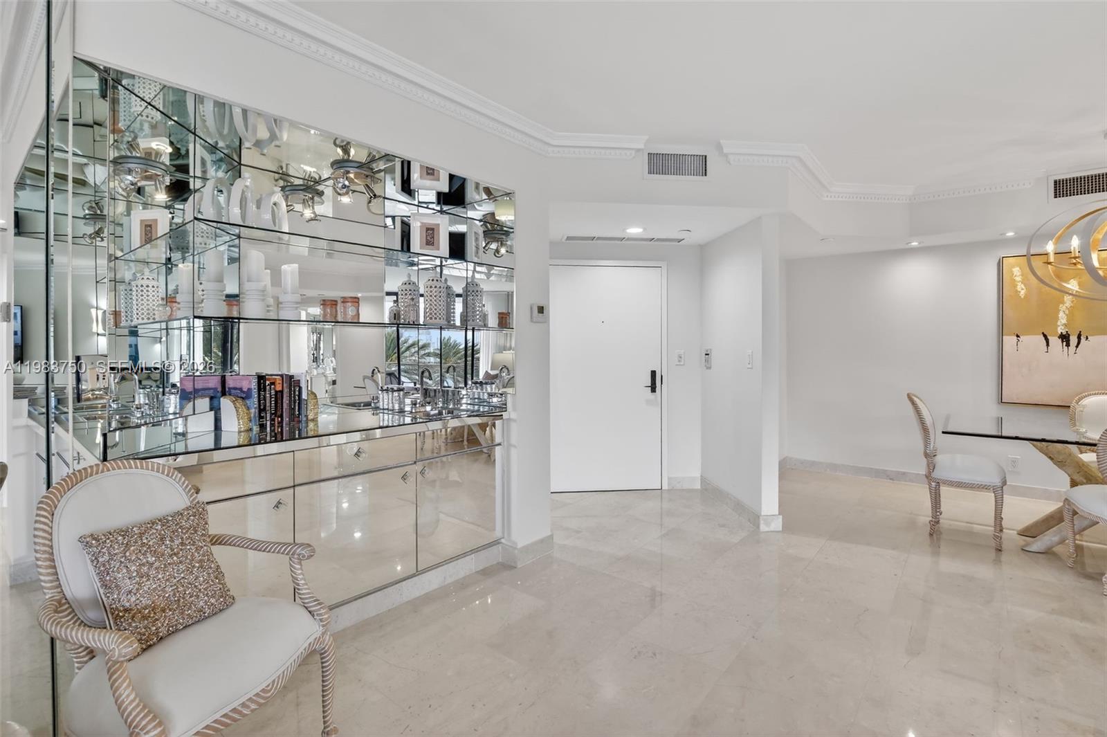 2800 Island Boulevard