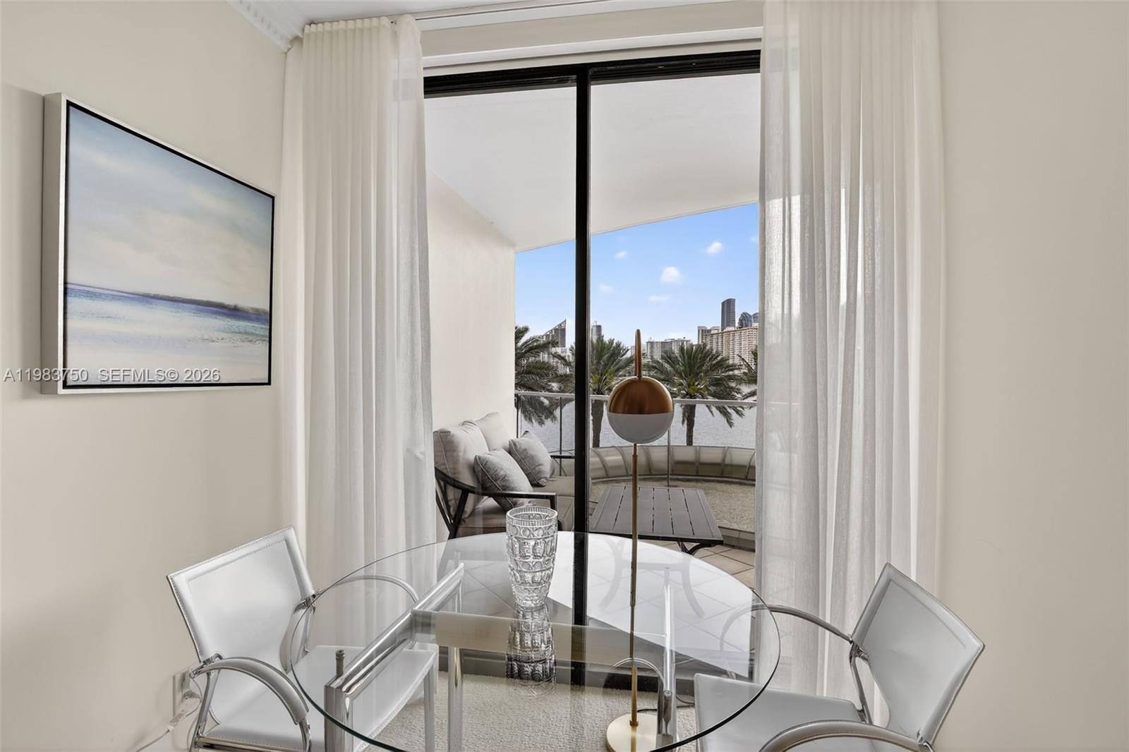 2800 Island Boulevard